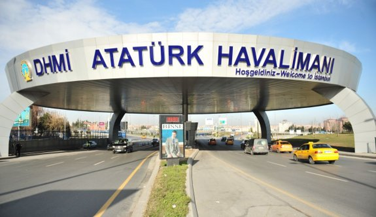 Twitter Bombacısı Havalimanında Yakalandı