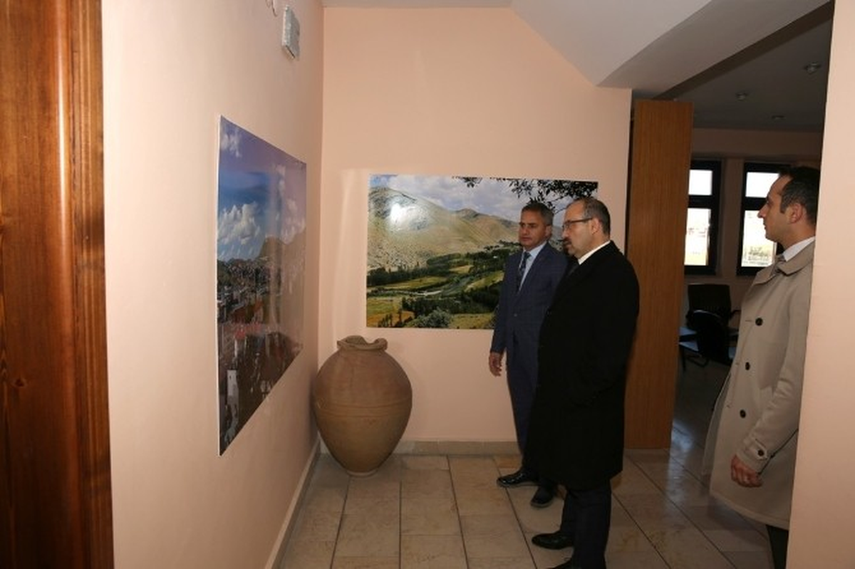 Vali Ustaoğlu, Kültür ve Turizm Müdürlüğü\'nü Ziyaret Etti