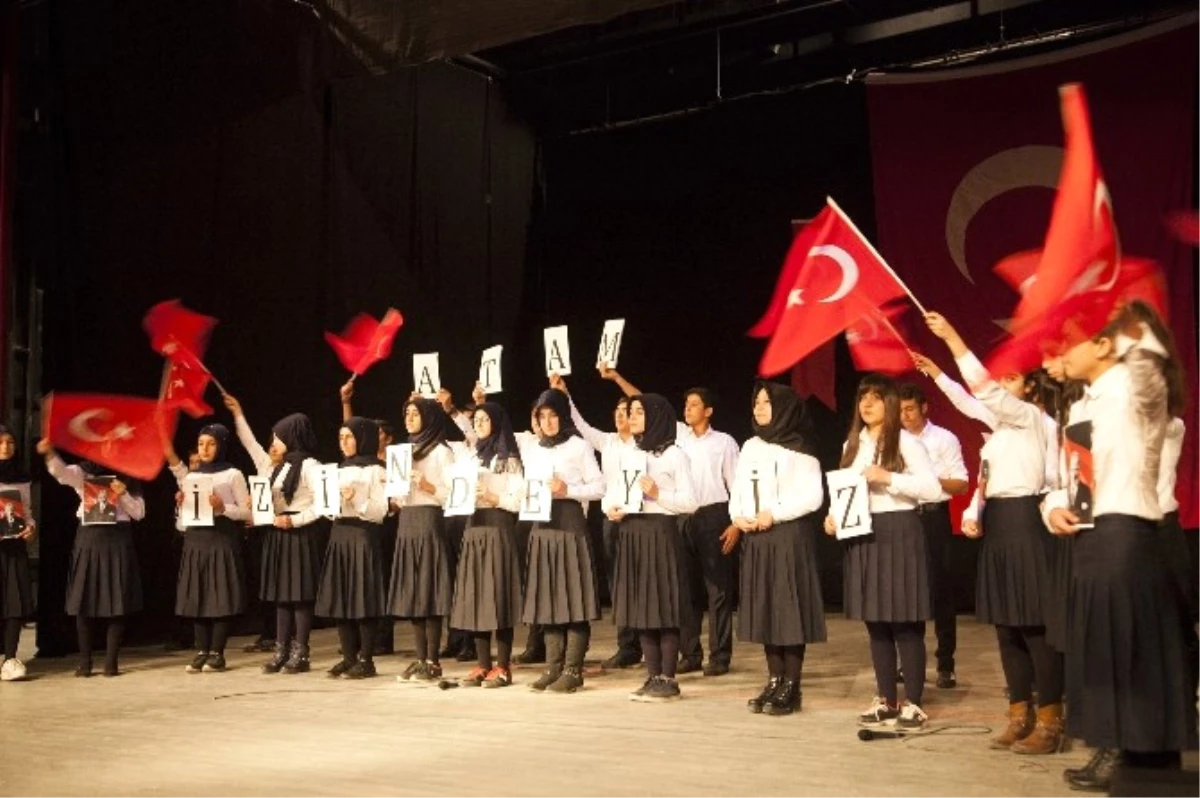 Ahlat\'ta 10 Kasım Atatürk\'ü Anma Programı