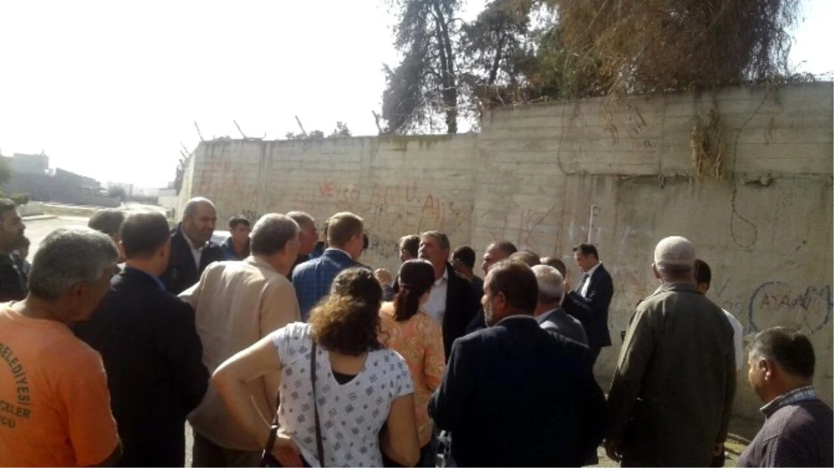 Akdeniz Belediyesi Eş Başkanları Mahalle Ziyaretlerini Sürdürüyor