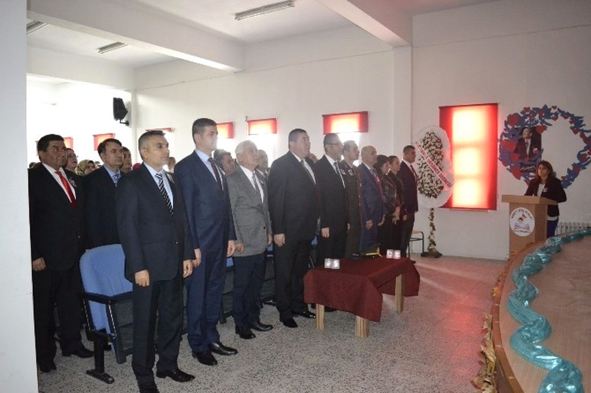Alaplı\'da 10 Kasım Atatürk\'ü Anma Töreni
