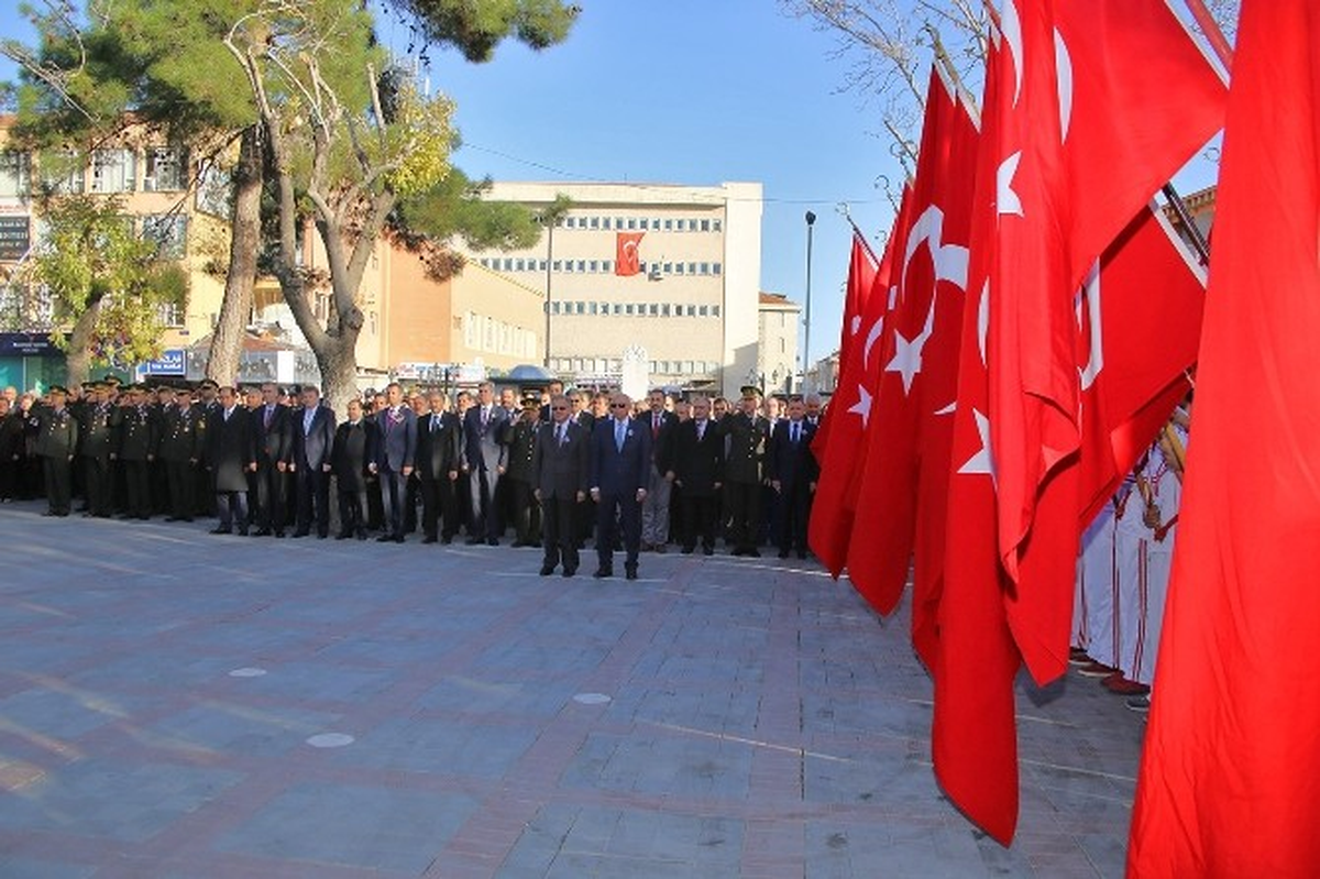 Atatürk Vefatının 78. Yılında Karaman\'da Saygıyla Anıldı