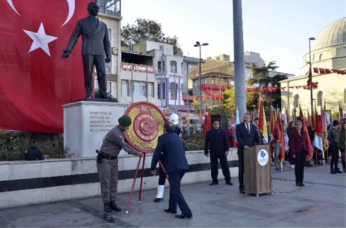 Bandırma\'da 10 Kasım Atatürk\'ü Anma Töreni Düzenlendi