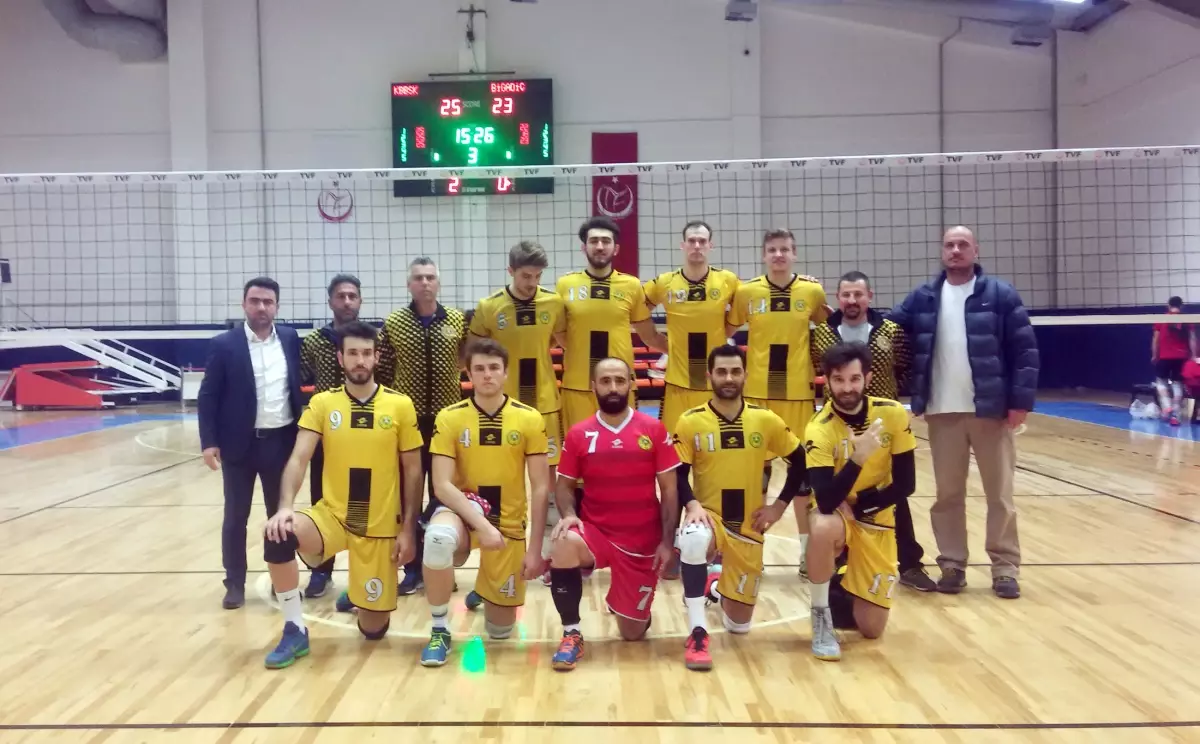 Belediyespor Kazanmaya Devam Ediyor