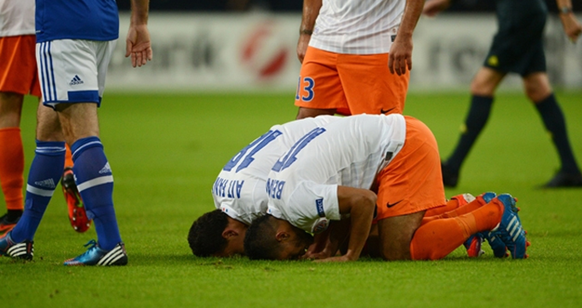 Belhanda, 'Sanki Başka Dünyaya Geçmiş' Sözlerine Kızdı: Ben Terörist Miyim?