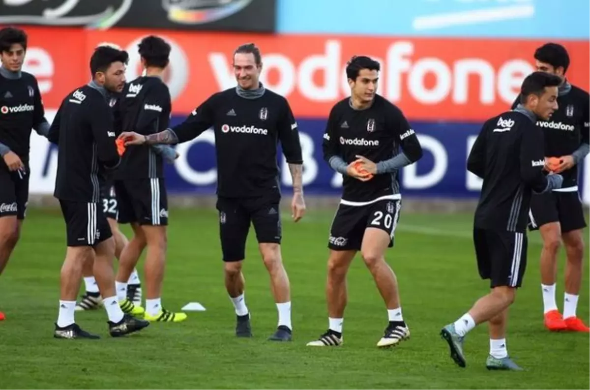 Beşiktaş, Günü Çift İdmanla Tamamladı