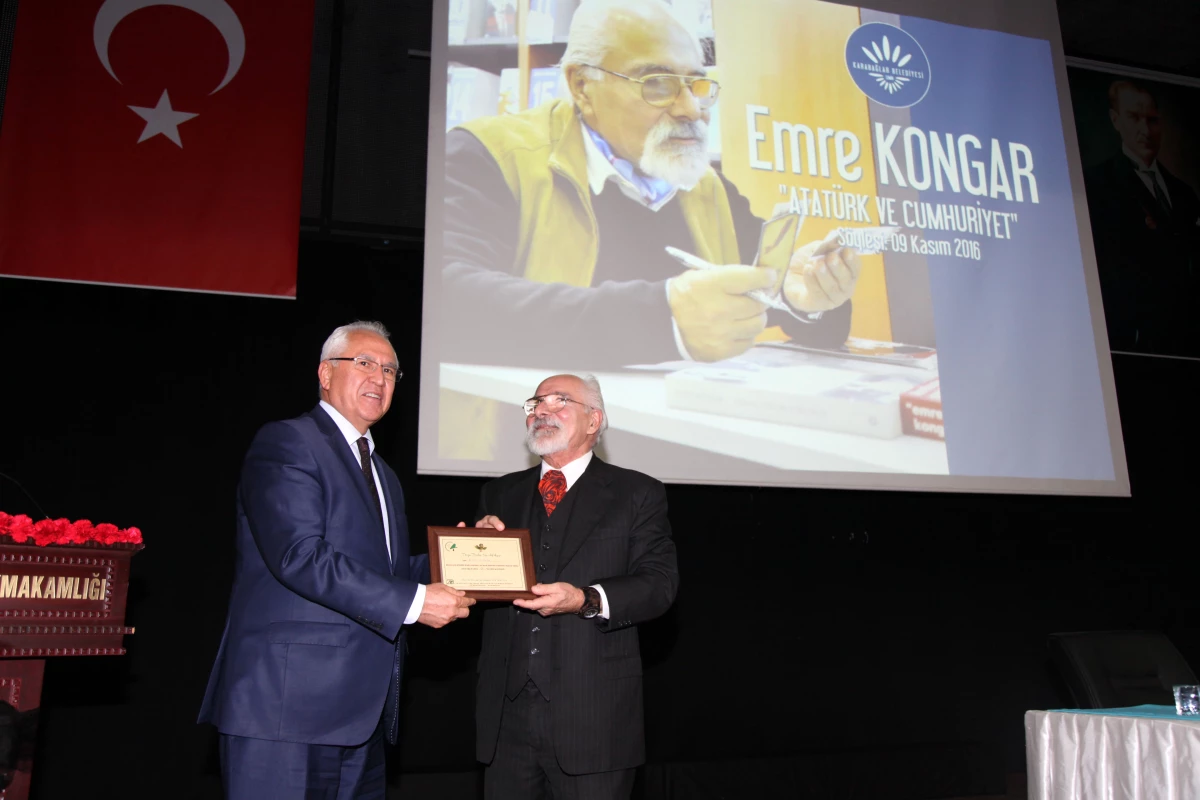 Emre Kongar "Atatürk ve Cumhuriyet"i anlattı