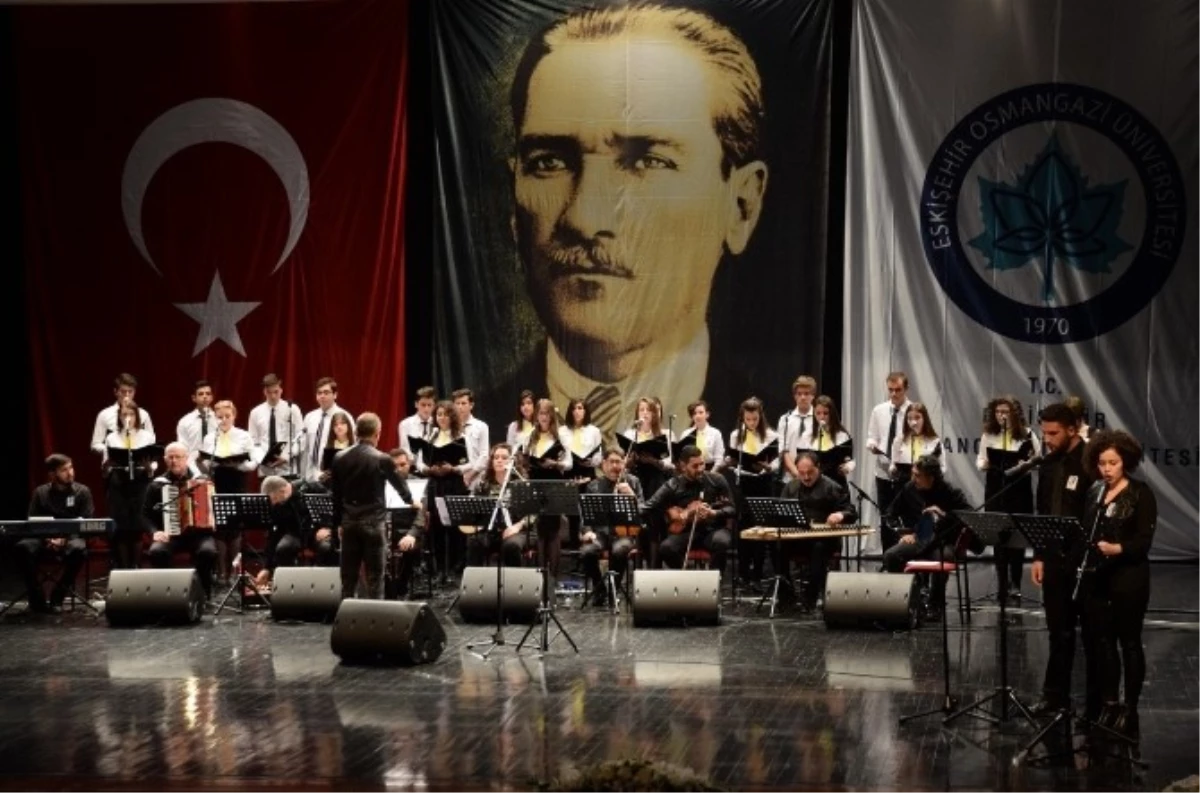 Esogü Ulu Önder Atatürk\'ü Andı