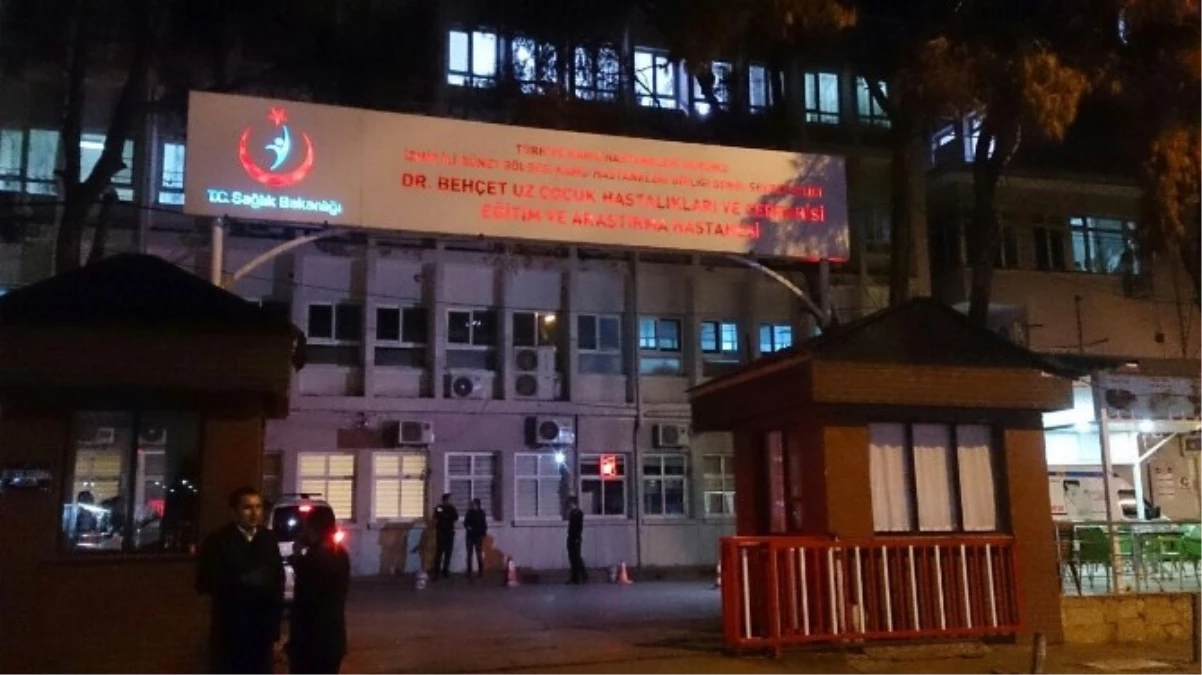 İzmir\'deki İki Hastanede Yemekten Zehirlendiği İddia Edilen 80 Kişi Tedavi Altında