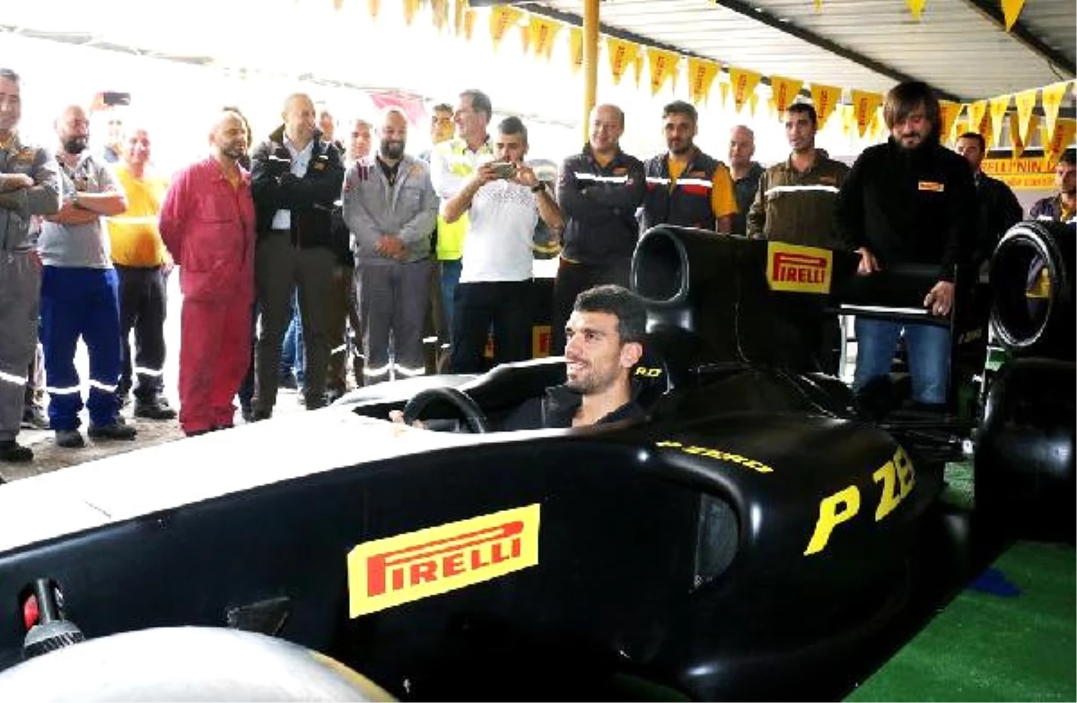Kenan Sofuoğlu, F1 Simülatöründe