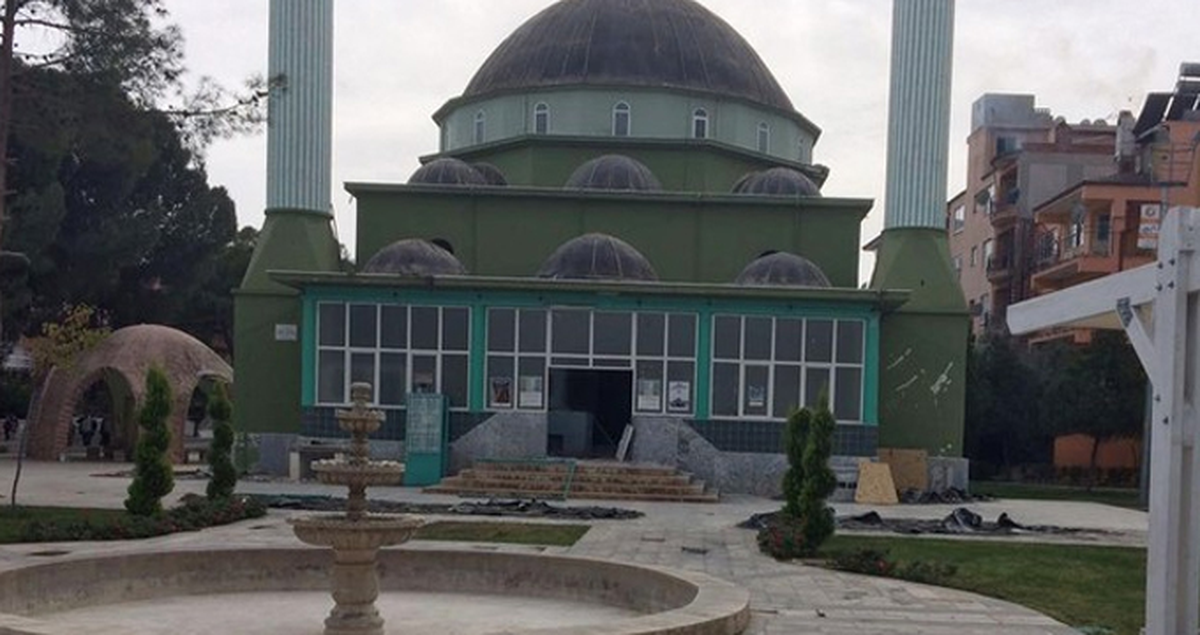 Kıblesi Yanlış Cami Yeniden İnşa Edilecek