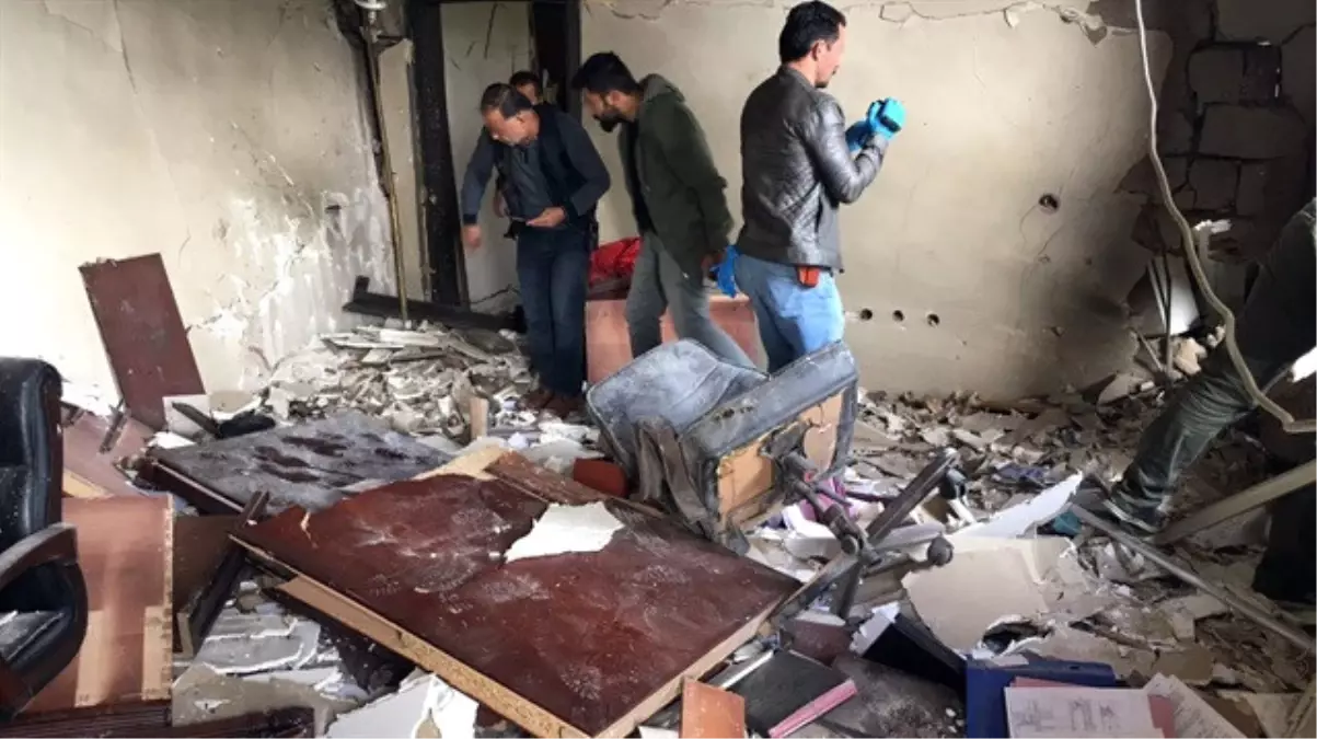 Mardin Derik'te Kaymakamlık Konutuna Saldırı! Kaymakam Yaralı