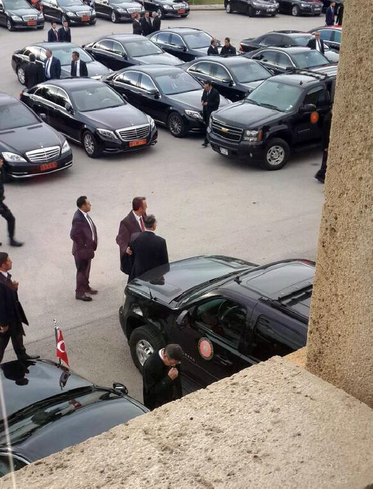 Melih Gökçek, Anıtkabir'deki Törene Geç Kalınca Park Yerinde Bekledi