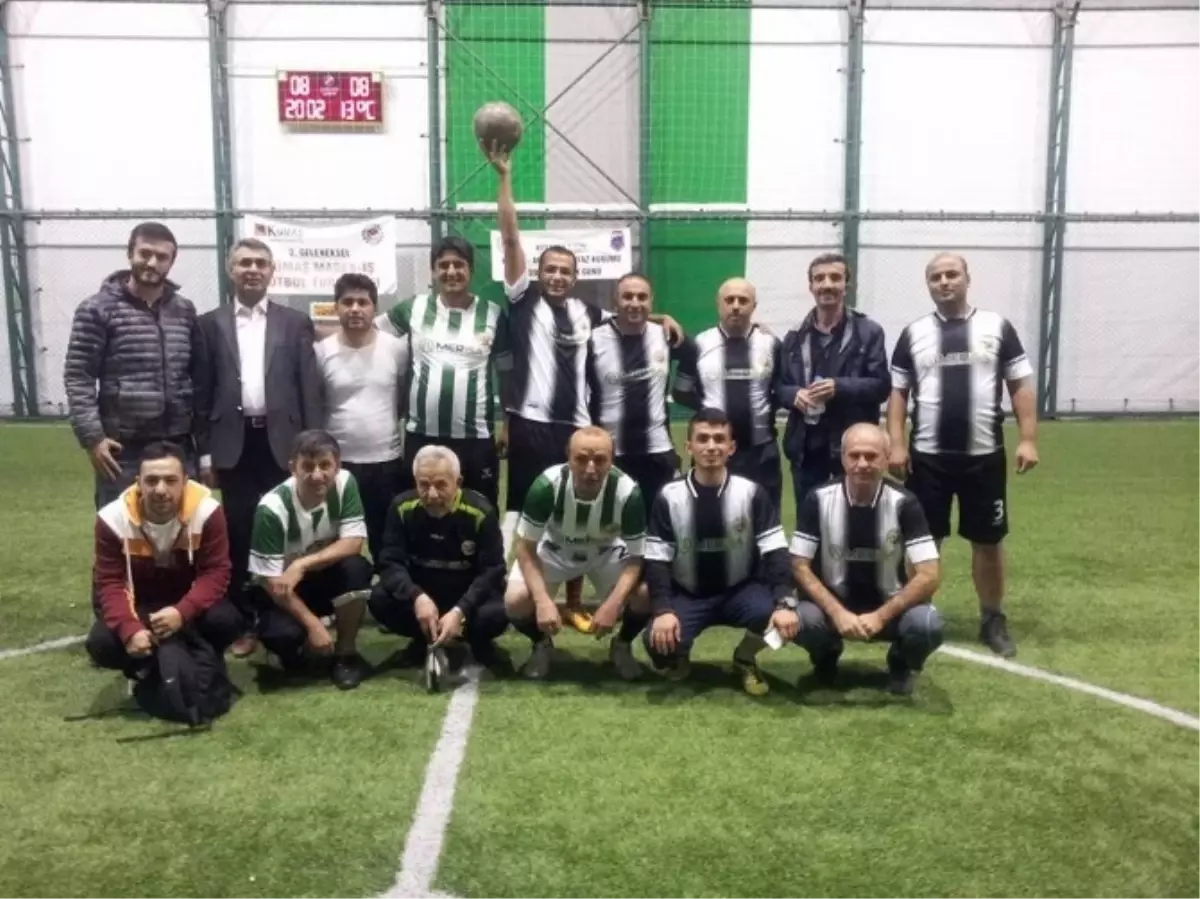 Orman Bölge Müdürlüğü\'ndeki Birlik ve Beraberlik Ruhu Futbol Sahasına da Taşındı