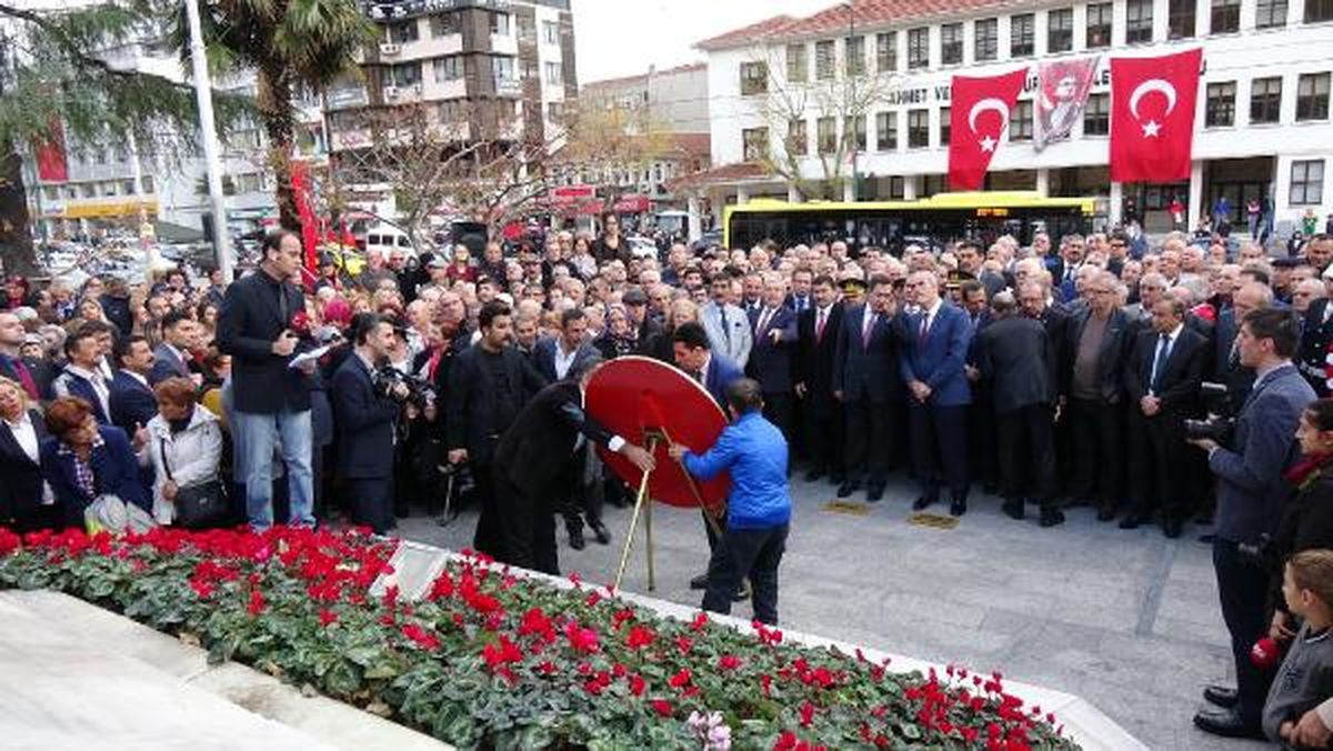 Ulu Önder Atatürk, Bursa\'da Anıldı