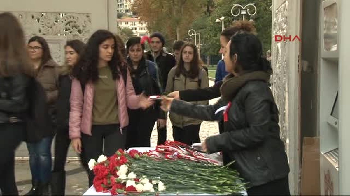 Ulu Önder Atatürk, Dolmabahçe Sarayı\'nda Anıldı -2