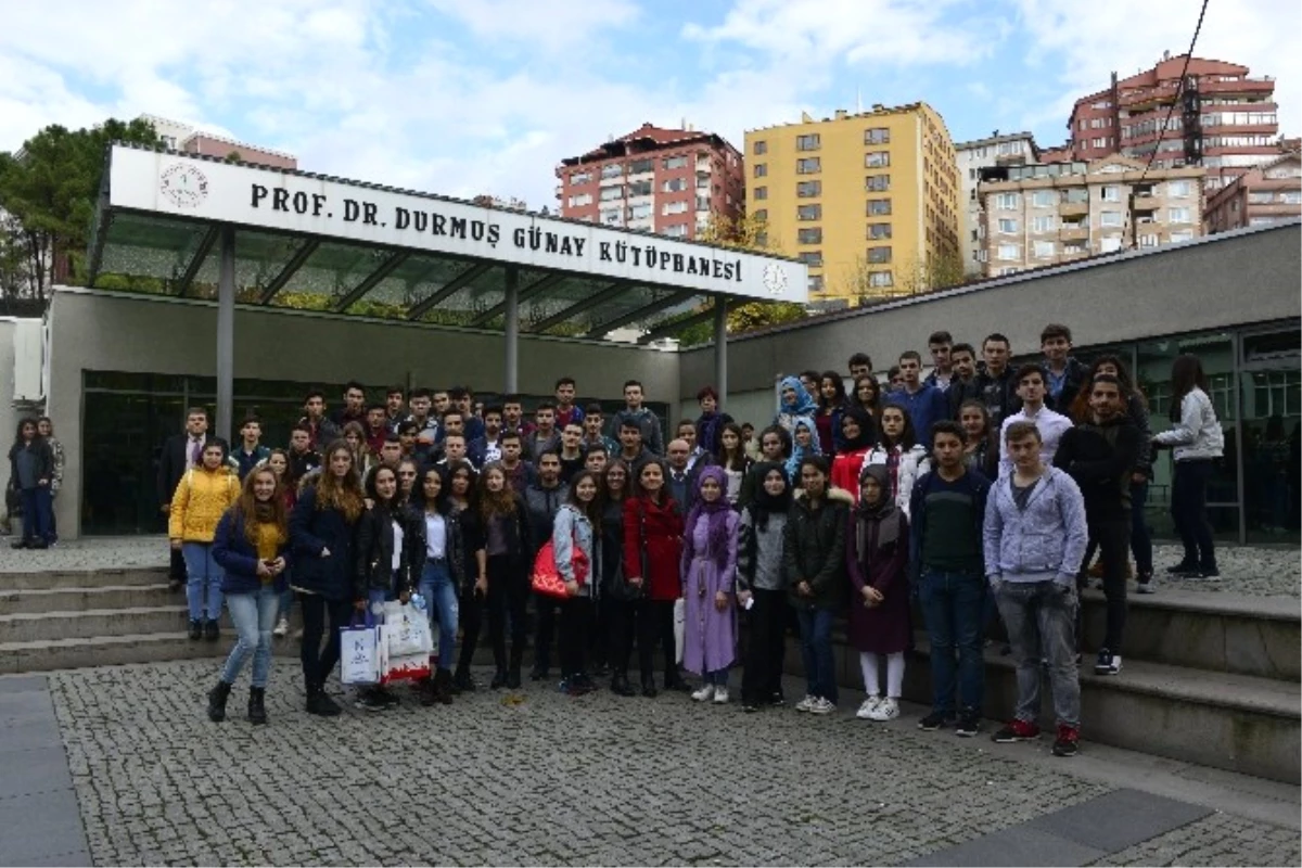 Üniversiteye Hazırlanan Öğrenciler Farabi Kampüsü\'nü Gezdi