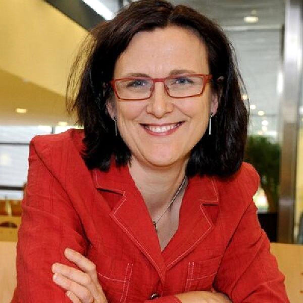 AB Ticaretten Sorumlu Komiseri Cecilia Malmström: "Trump ile Birlikte Görüşmeler Buzdolabına Kalkar"