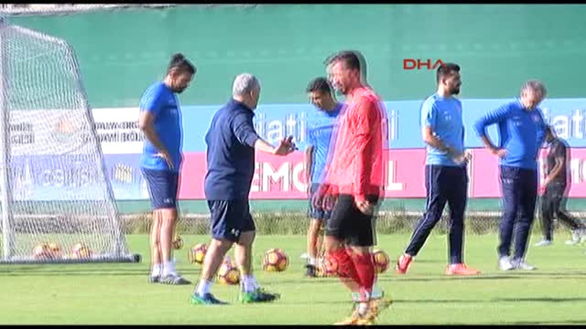 Antalyaspor\'da Trabzonspor Maçı Hazırlıkları Sürüyor