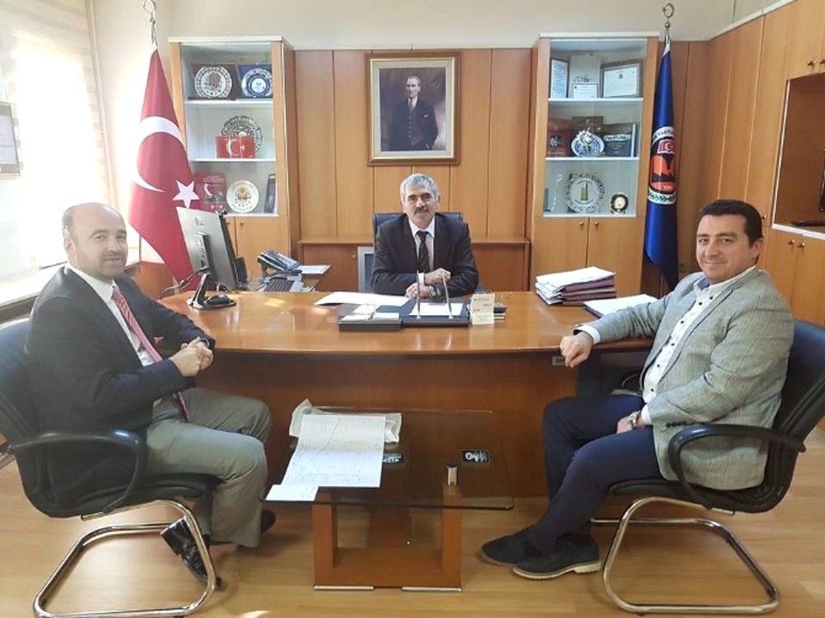 Bozüyük Belediye Başkanı Fatih Bakıcı\'dan Vakıflar Bölge Müdürü Mustafa Emek\'e Ziyaret