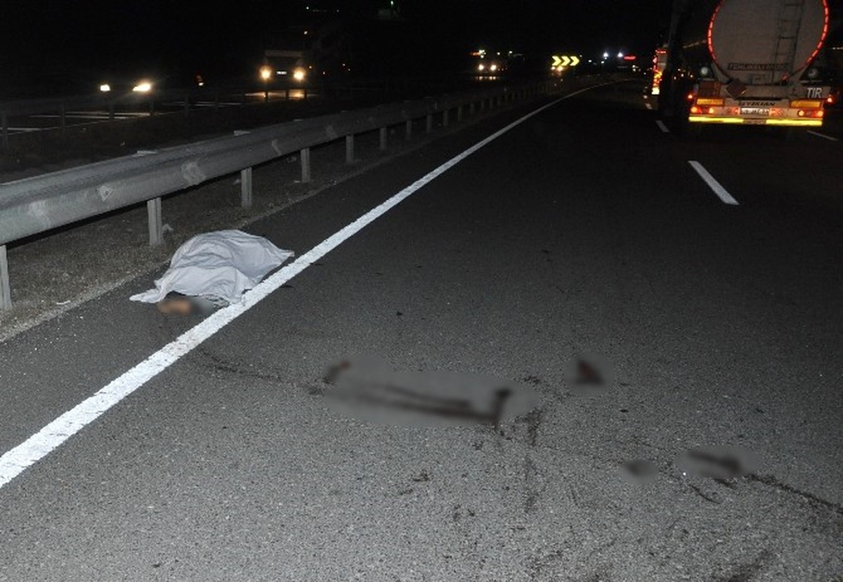 Bozüyük\'te Tır\'ın Çarptığı Genç Öldü