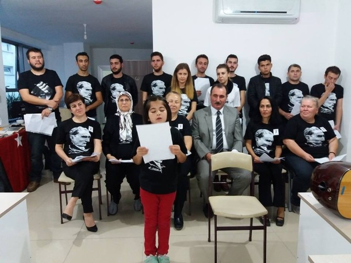 CHP Bilecik İl Teşkilatı\'ndan 10 Kasım Atatürk\'ü Anma Programı