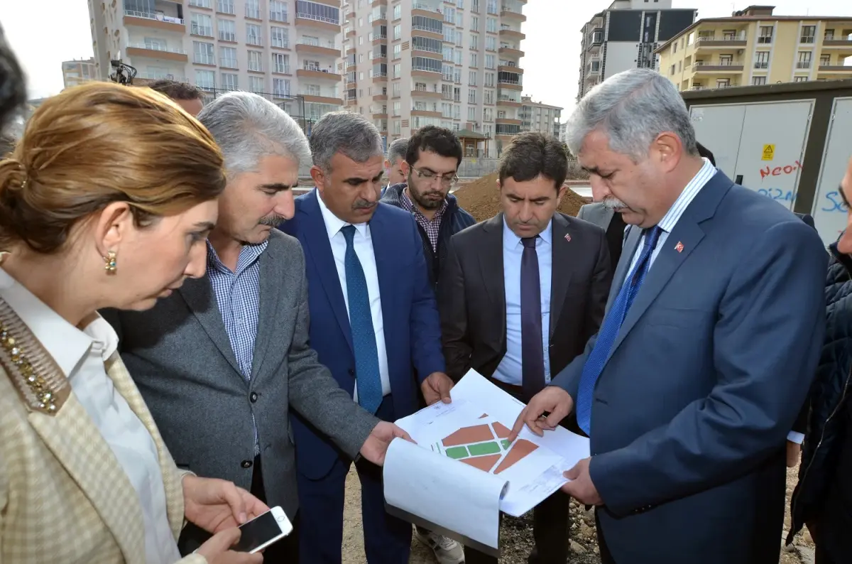 Engelsiz Park ve Bilgi Evi Projeleri İncelendi