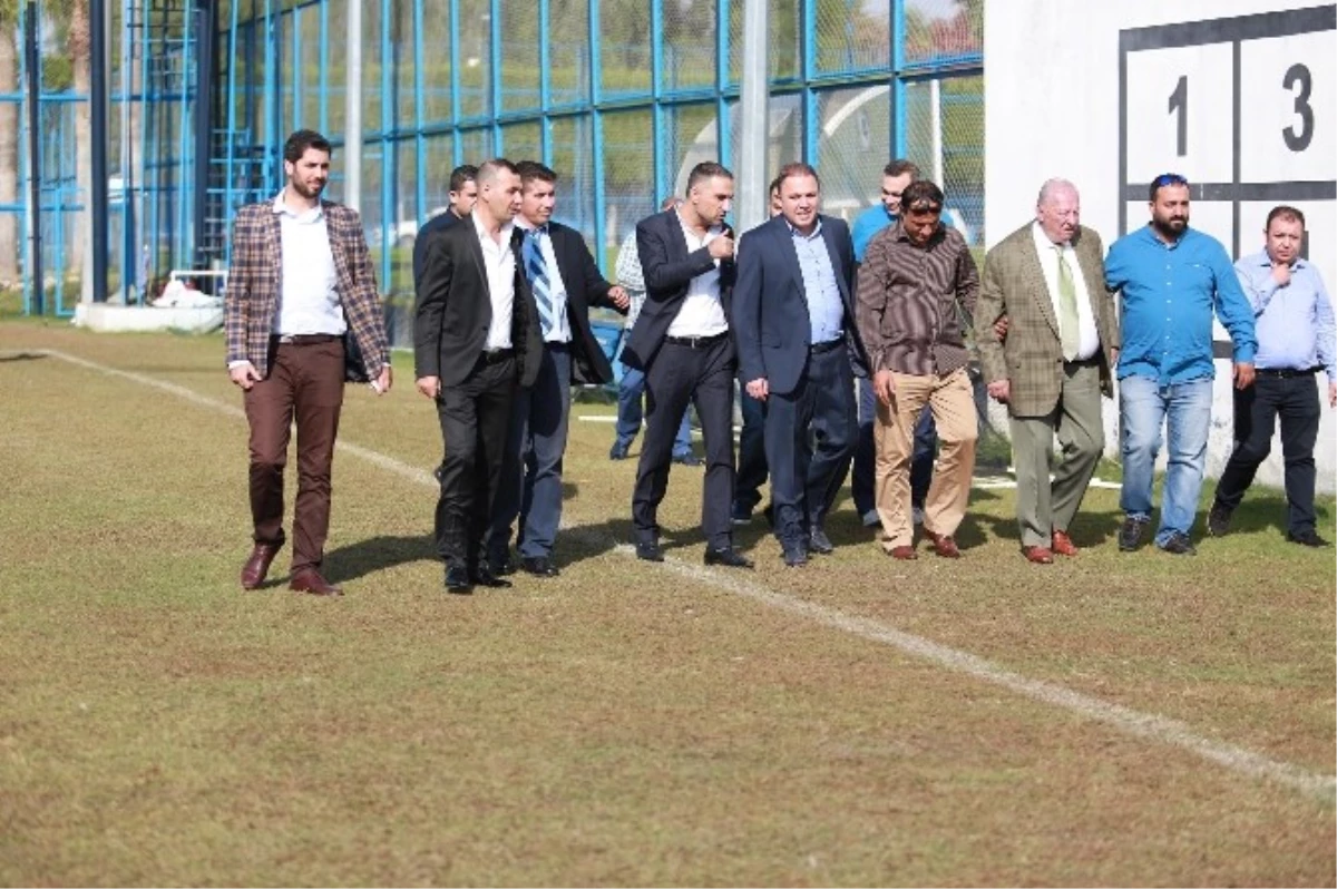 Futbolun Efsaneleri Adana Demirspor Antrenmanında