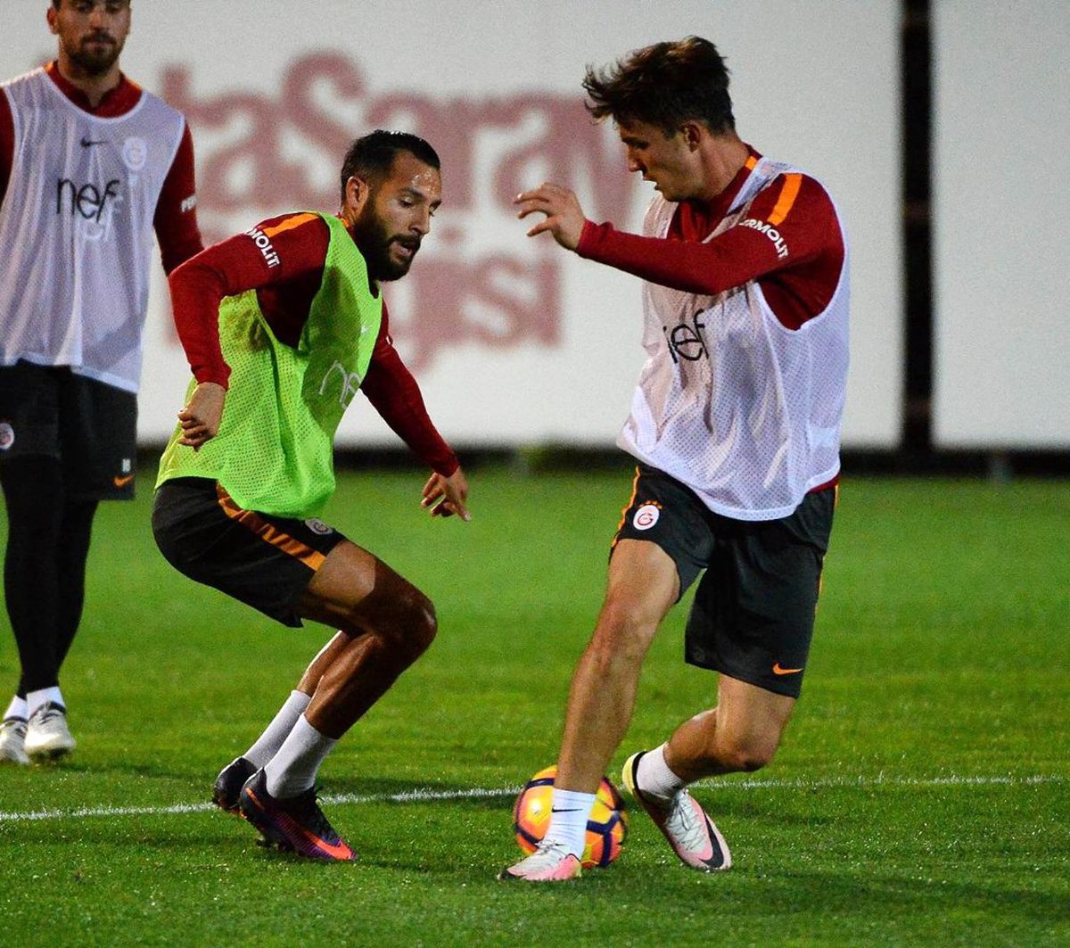 Galatasaray\'da Derbi Maçı Hazırlıkları
