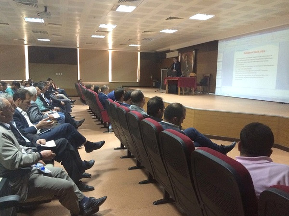 Hizan\'da Muhtarlara "İçme Suyu Dezenfekte" Semineri