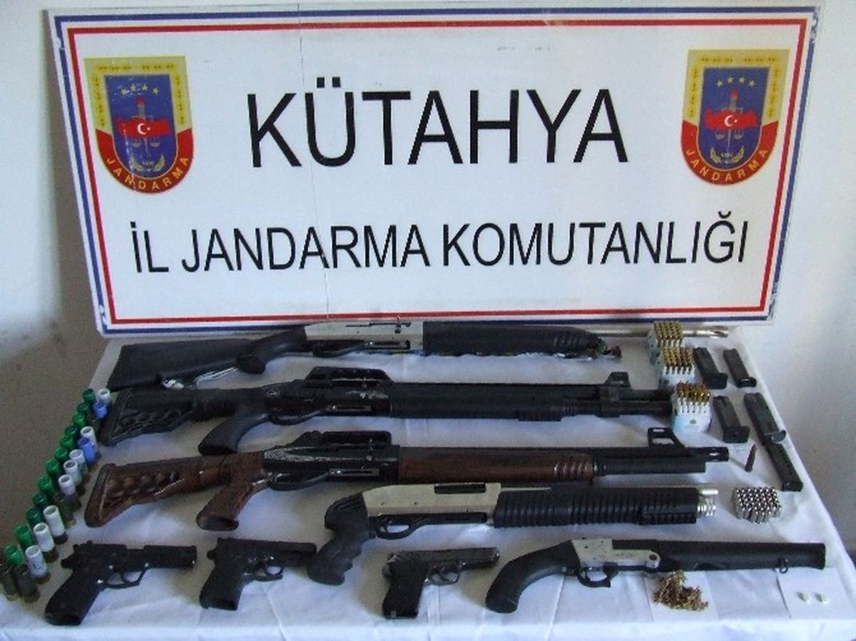 Jandarmadan Silah ve Uyuşturucu Operasyonu