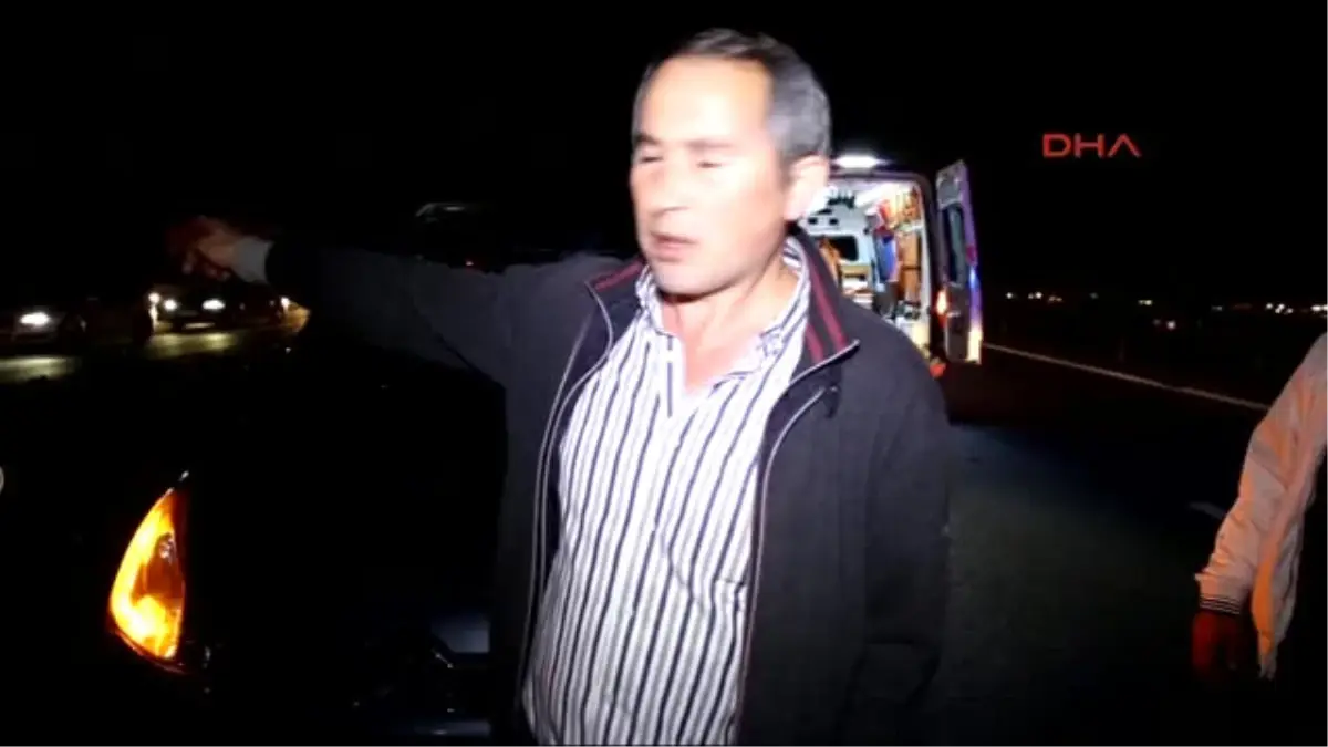 Kocaeli - Devrilen Tır\'daki Çelik Halatlar, Araçların Üzerine Düştü: 4 Yaralı