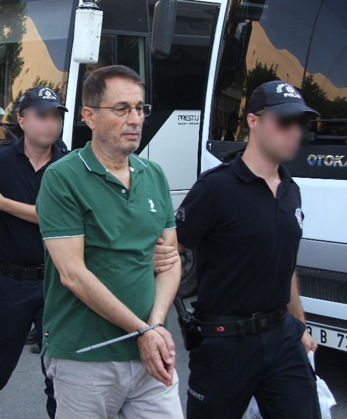 Mersin Büyükşehir Belediyesi\'ne Düzenlenen Operasyon