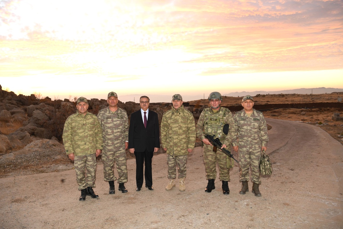 Orgeneral Hulusi Akar, Şırnak ve Silopi\'de Konuşlu Birlikleri Denetledi