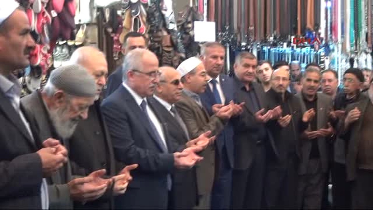 Şanlıurfa Valisi, Esnafın Ahilik Duası\'na Katıldı