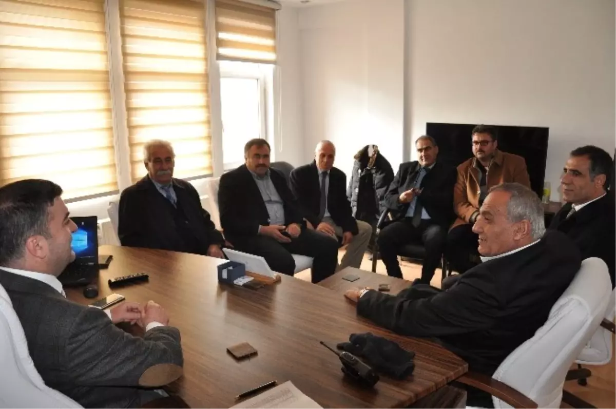 Stk Temsilcileri Emniyet Müdürü Ayhan'ı Ziyaret Etti