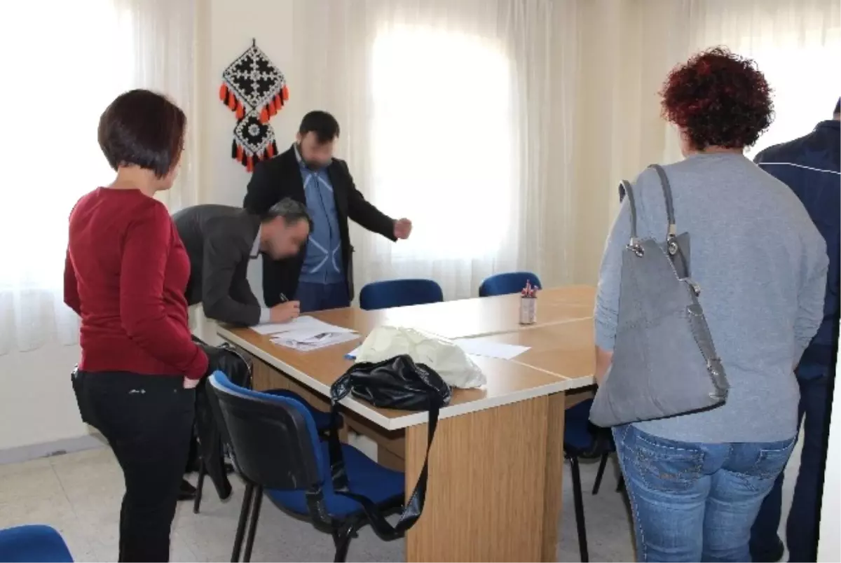 Terör Örgütüne Yakın Olduğu Düşünülen Dernekler Mühürlendi