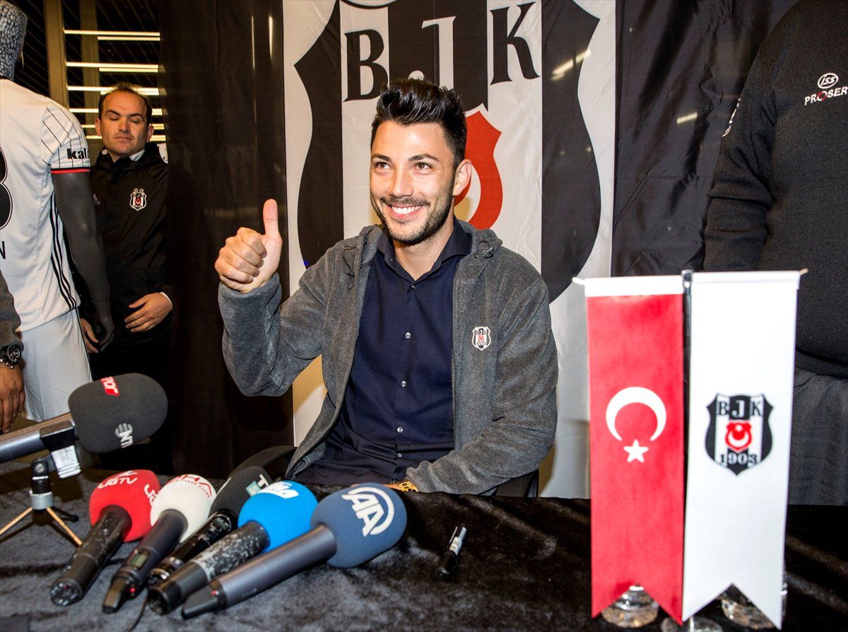 Tolgay Arslan\'dan Transfer Açıklaması