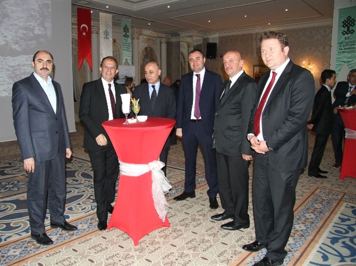 Turizmciler Elite World Van Hotel\'de Bir Araya Geldi