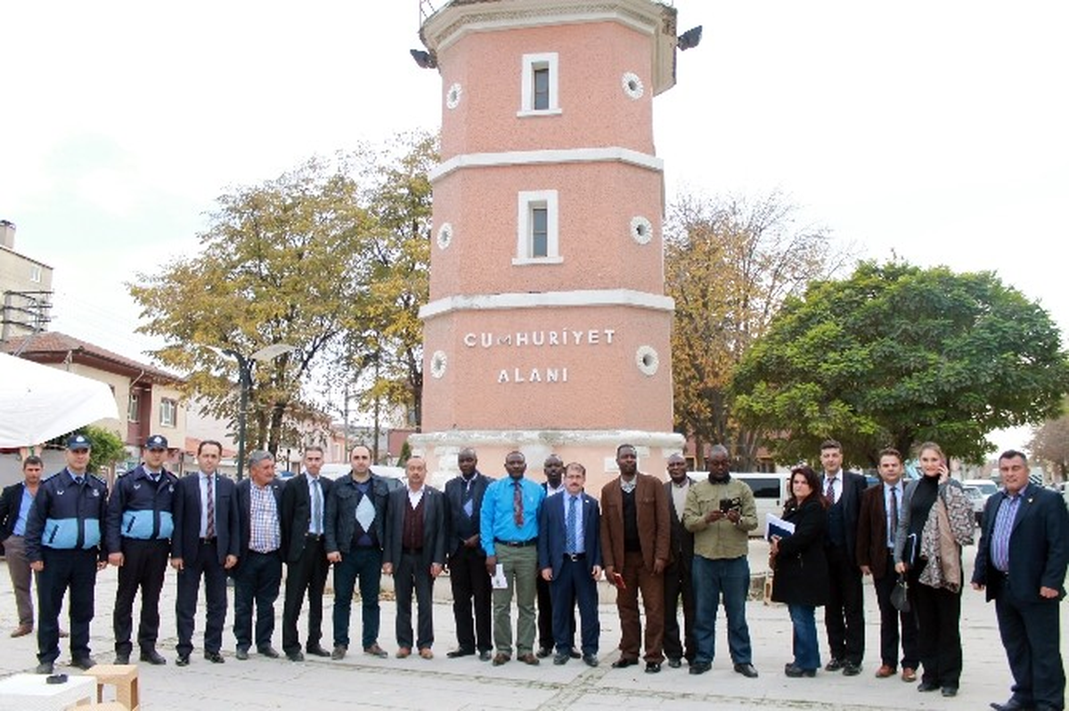 Uganda Heyeti Yenişehir\'de