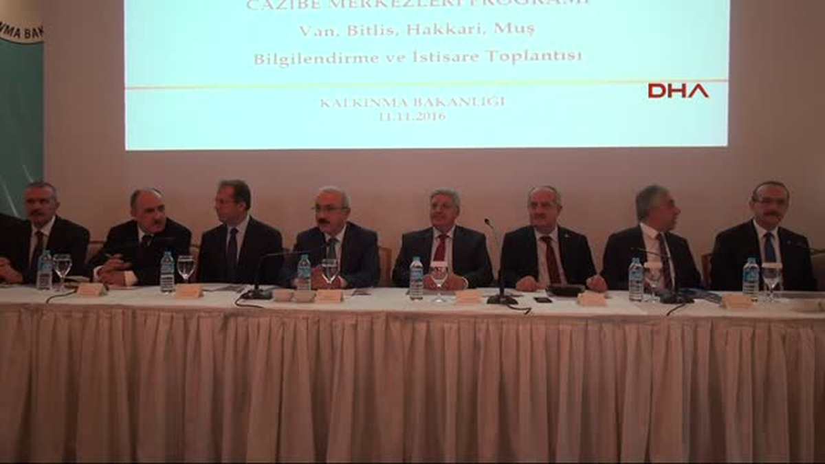 Van Bakan Elvan: Yatırımcıya Her Türlü Imkanı Sunuyoruz