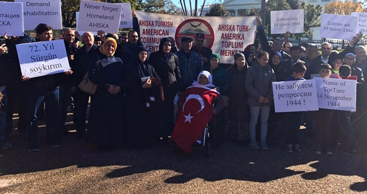 Ahıska Türkleri Beyaz Saray Önünde Toplandı