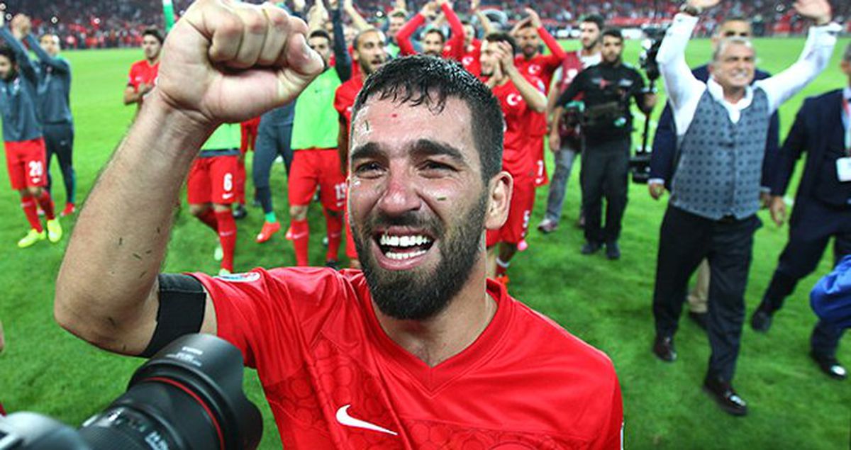 Arda Turan: Biz Kenetlendik, Dualarınızı Eksik Etmeyin