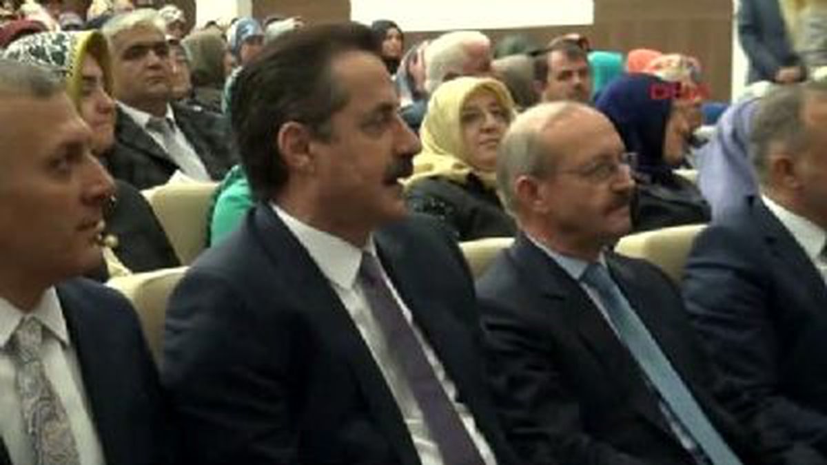 Bakan Çelik: Ulan Burası Dingonun Ahırı mı Be?