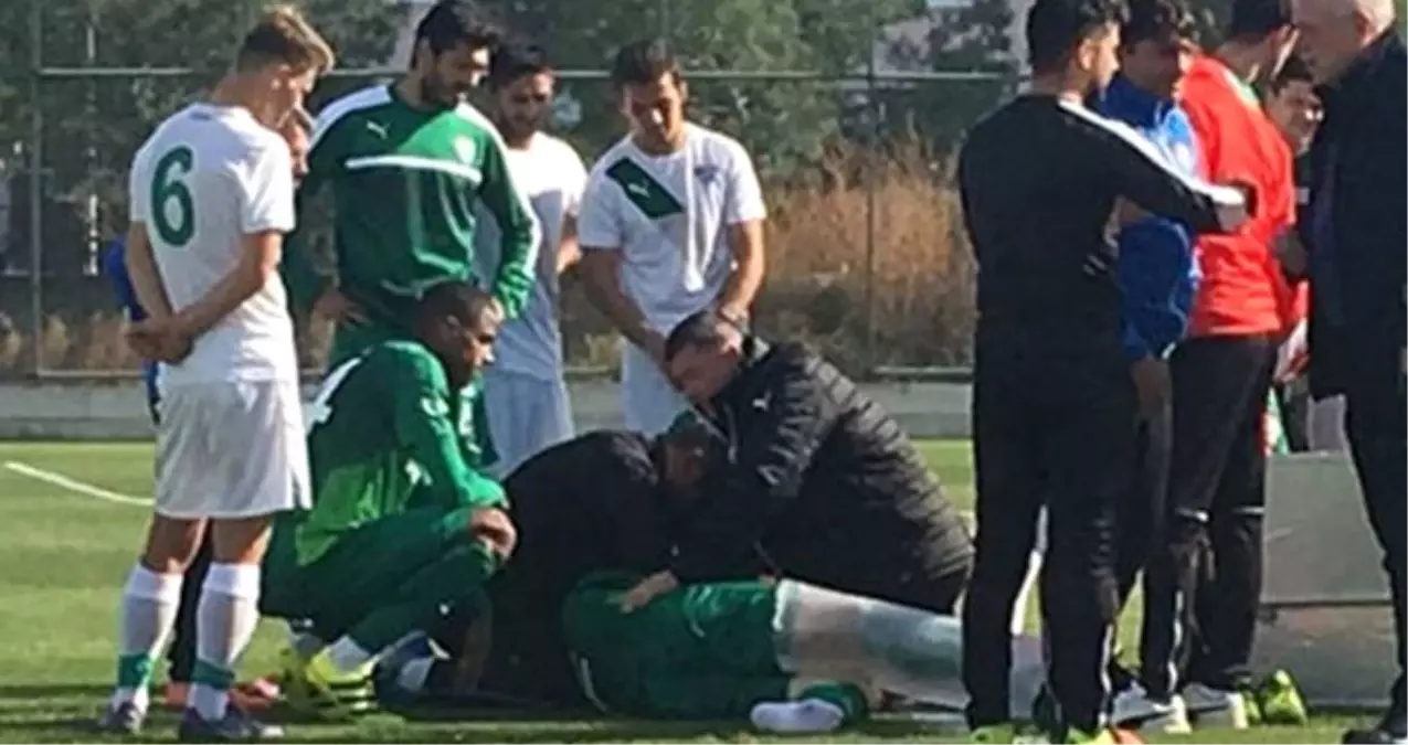 Bursaspor\'da Hazırlık Maçında Serdar Kurtuluş\'un Sağ Diz Kapağı Kırıldı