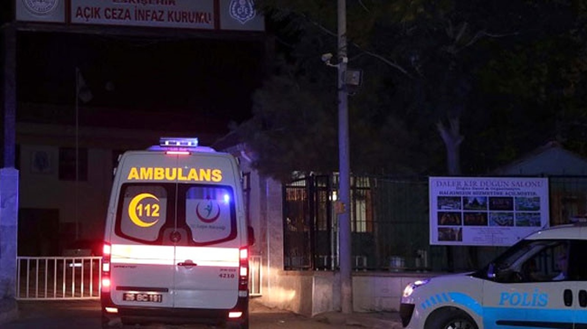 Cezaevinde Dili Boğazına Kaçan Hükümlü Öldü