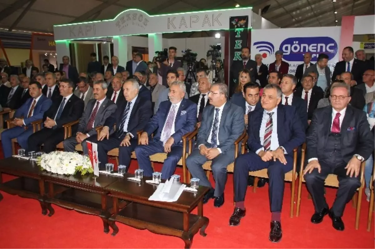 Hatay\'da "Mobilya Fuarı" Törenle Açıldı