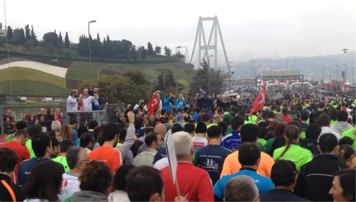 İstanbul\'da Yarın Hangi Yollar Trafiğe Kapanacak? İstanbul Maratonu Nedeniyle Trafiğe Kapatılacak Yollar