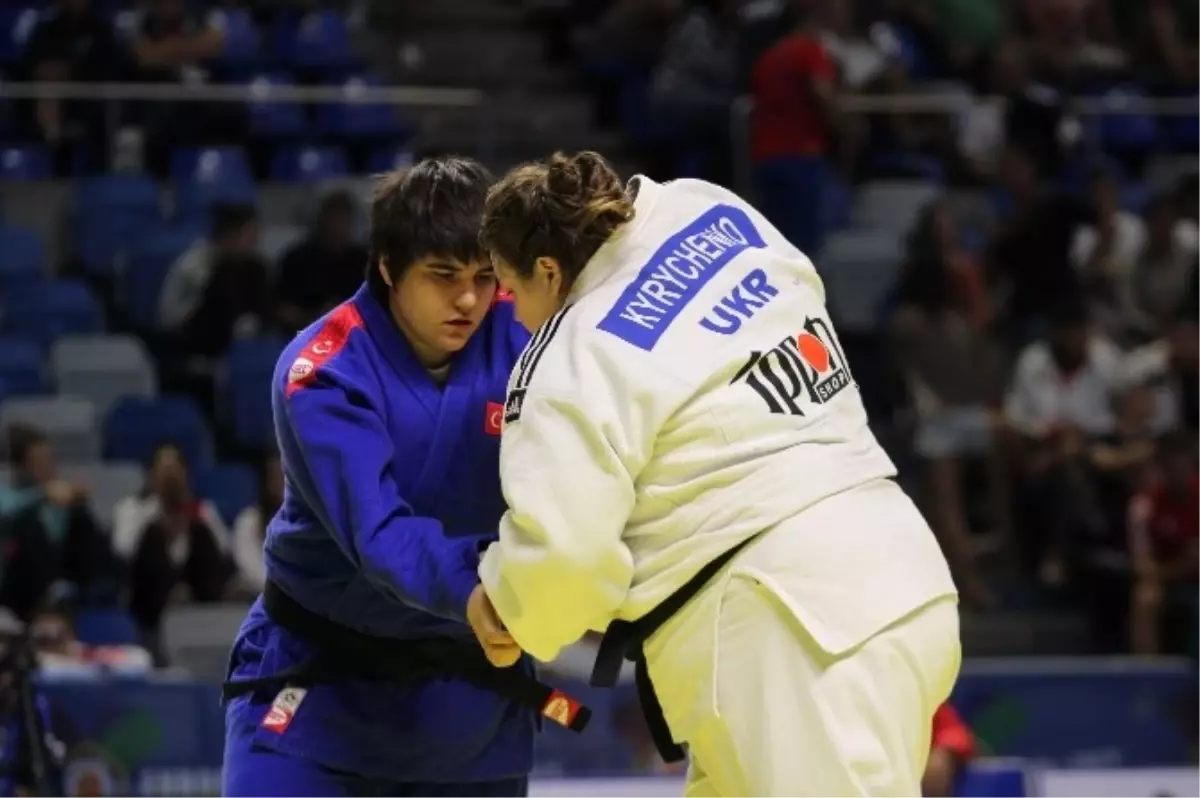 Judoda Sebile Akbulut\'tan Gümüş Madalya