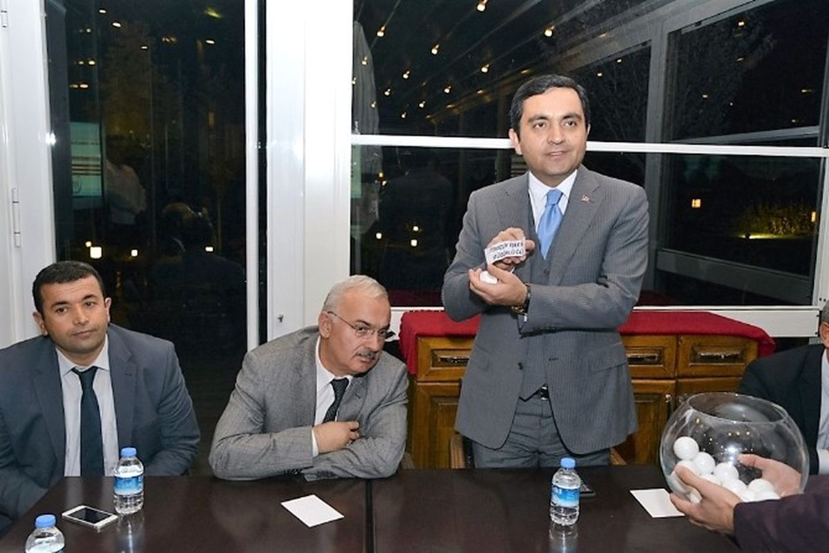 Kırşehir Belediyesi 1. Geleneksel Birimlerarası Futbol Turnuvası Kura Çekimi Yapıldı